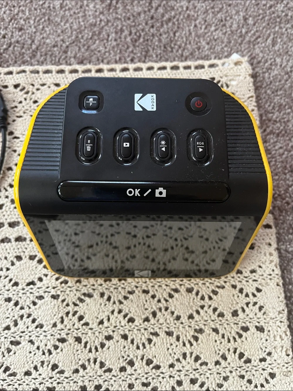 Kodak Yellow Slide & Scan with Mounting Plates and USB Cable